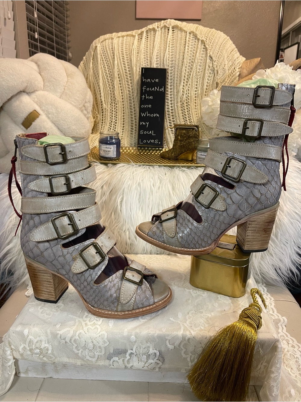 Freebird by Steven RARE Bond Gladiator Sandals in Ice Multi MSRP$395
